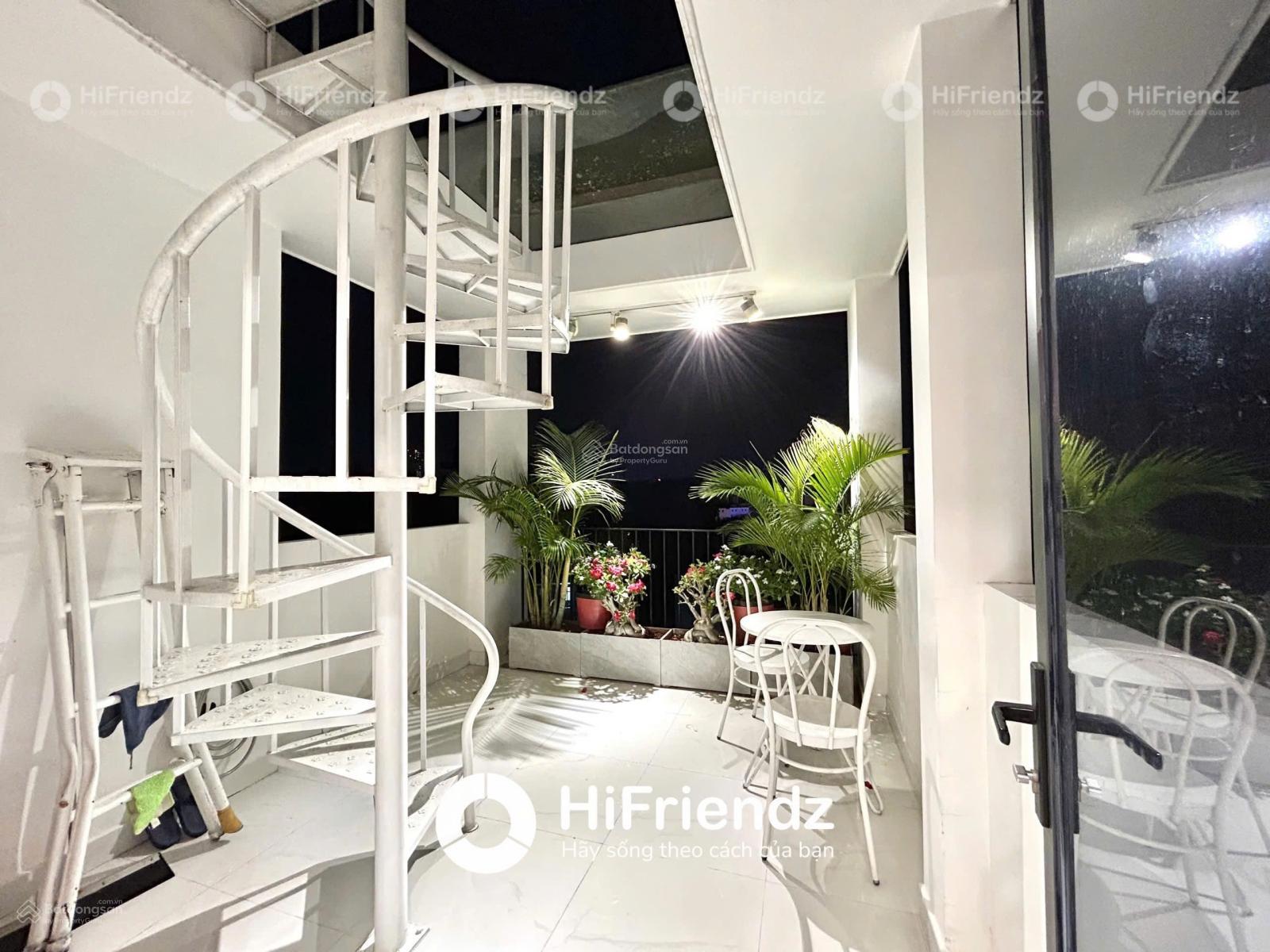 Penhouse 1PN sân thượng đẹp hơn "new York City" - có thang máy tận phòng - gần ngay Mega Market Q6