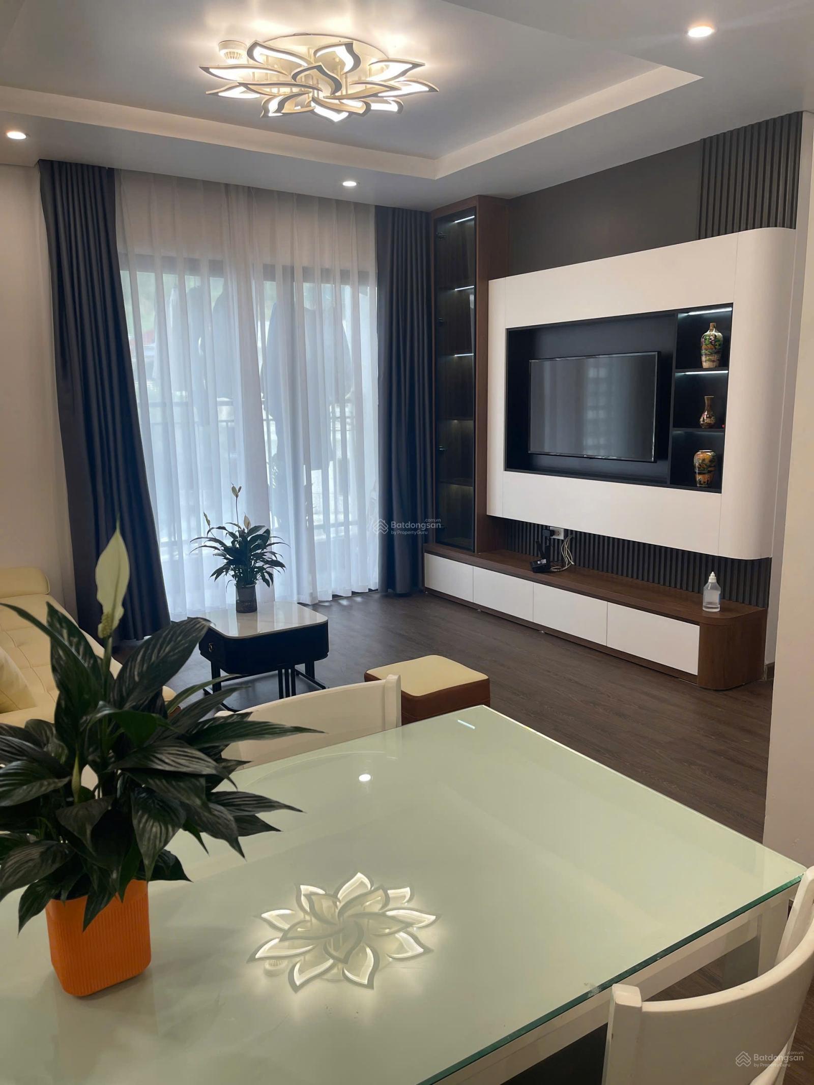 Chính chủ gửi bán căn góc 2 ngủ 2 vệ sinh rẻ hơn thị trường 200tr chỉ 24xx Chính chủ gửi bán căn góc 2 ngủ 2 vệ sinh rẻ hơn thị trường 200tr chỉ 24xx