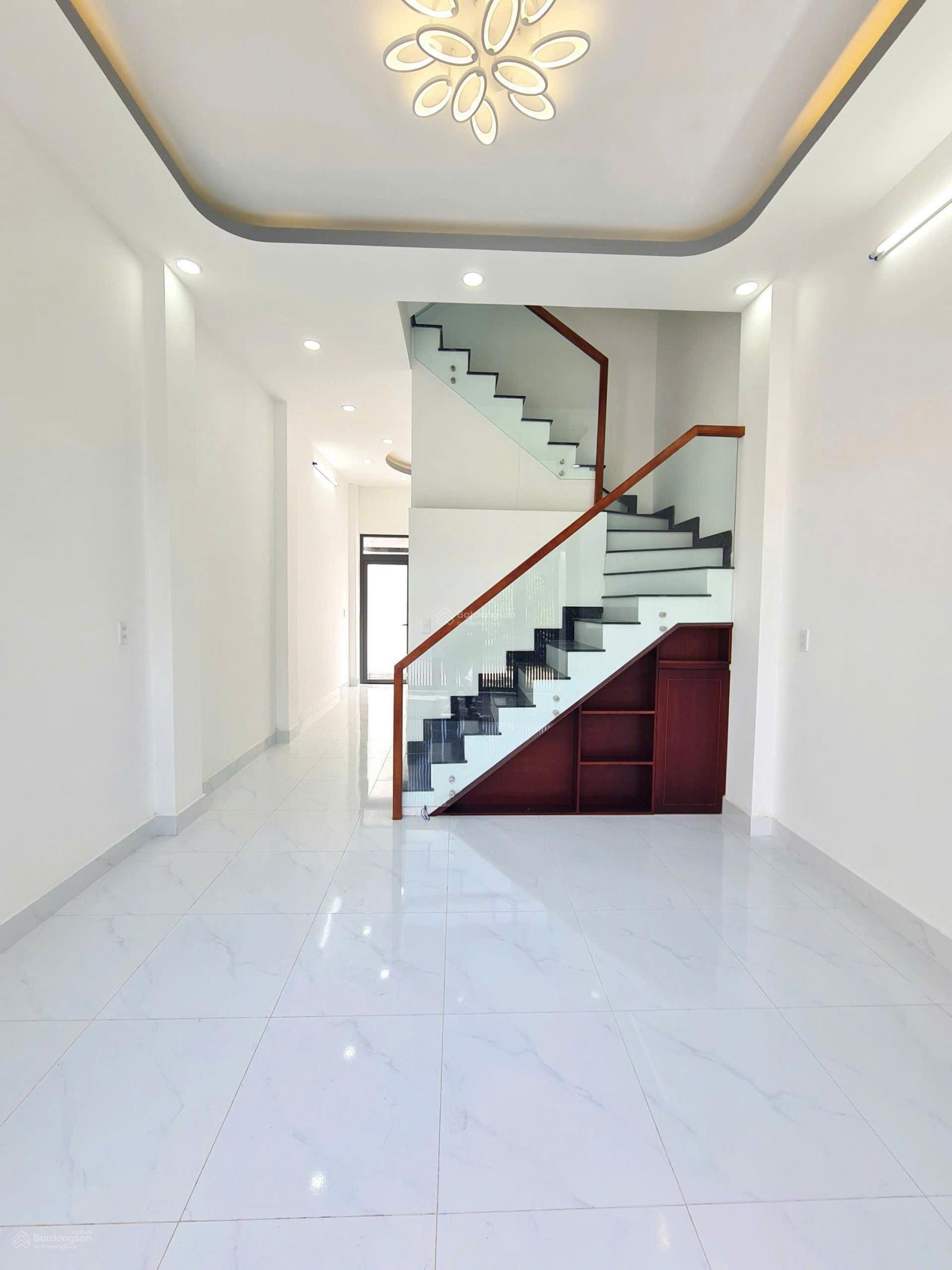 BÁN NHÀ MỚI 100%, KDC Đ. LONG PHƯỚC, GẦN CHỢ LONG PHƯỚC, QUẬN 9