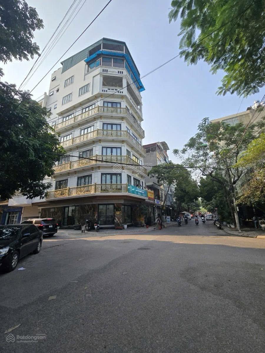 Mặt phố Phú Diễn - đoạn đẹp nhất, 100m2, MT 7m, 6 tầng thang máy - Đại Học TNMT - vỉa hè rộng - 3x