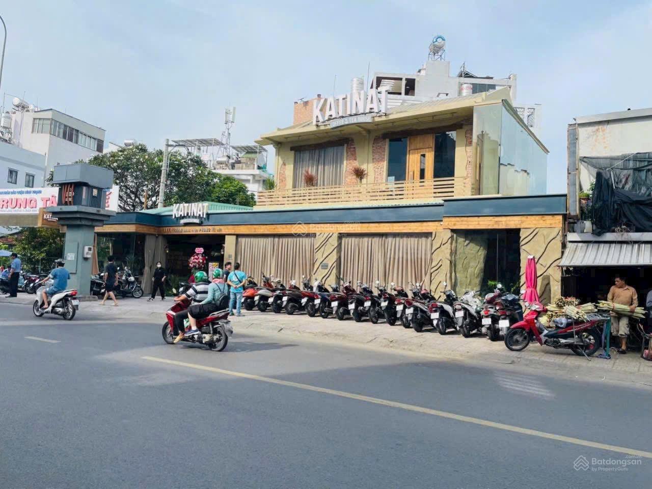 Khuôn đất lớn DT 424m2 - 10x35m (NH 15m), MT Nguyễn Văn Đậu, vị trí đẹp, sáng, xây building quá đẹp