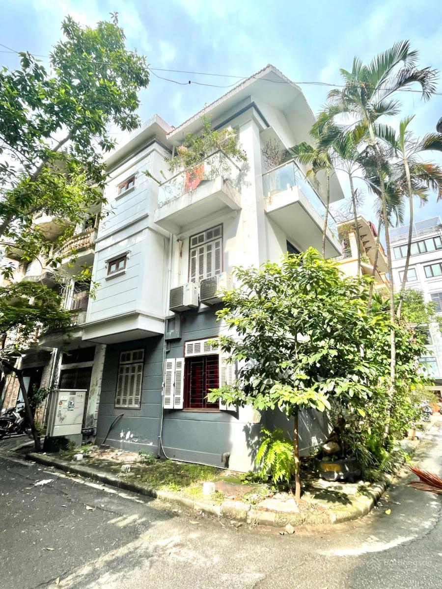 Bán nhà ngõ 40 Xuân La - Tây Hồ - Biệt thự VIP - Ô tô - KD - 4 thoáng - 115m2x5 tầng - Giá 41 tỷ