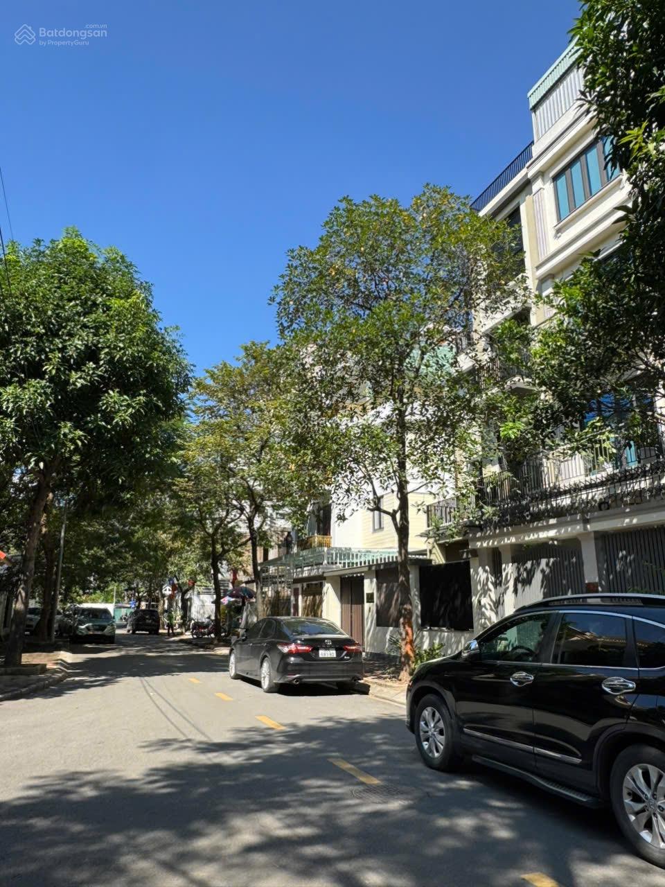 Hàng hiếm bán siêu VIP Liền kề KDT Phùng Khoang 110mx7.2 MT, Kinh doanh - Giá tốt 37ty.