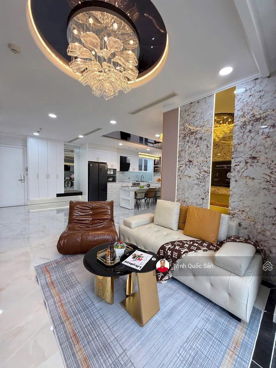 Cho thuê Green Diamond - 93 Láng Hạ, Căn 2 ngủ , 93m , full nội thất. Liên hệ : 0971 342 ***