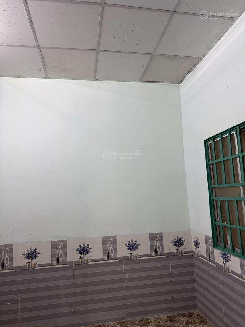 Cho thuê 1.200 m2 kho và nhà có sân Nguyễn Văn Cừ 15 triệu