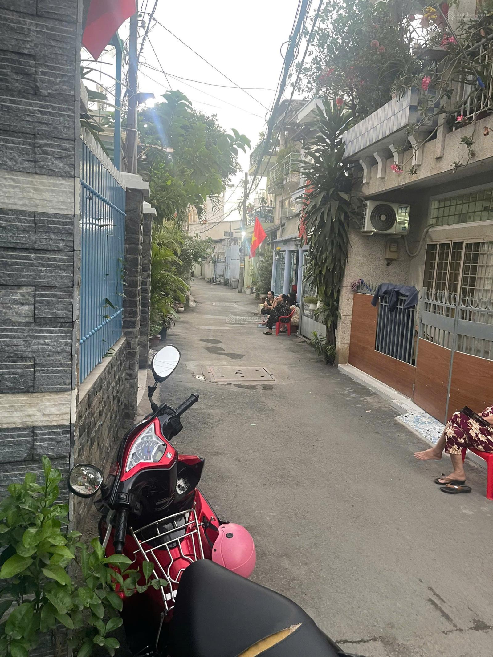 Bán nhanh nhà hẻm ô tô , p Bình Trưng Tây Nhánh đường Nguyễn Duy Trinh rẽ vào 50m