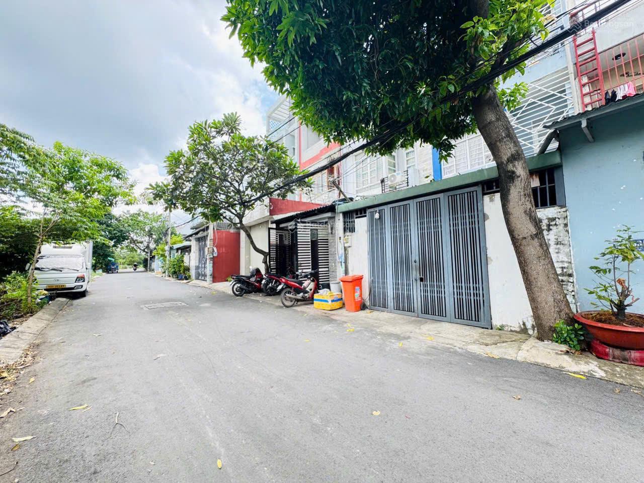 Bán đất Trường Thọ - Chợ Thủ Đức - 68M2 - Hẻm Xe Hơi Tránh - Xây Dựng Cao Tầng