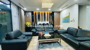 Bán căn hộ 71 Nguyễn Chí Thanh Vườn Xuân 123m2, 3 PN, view hồ, giá 10,5 tỷ