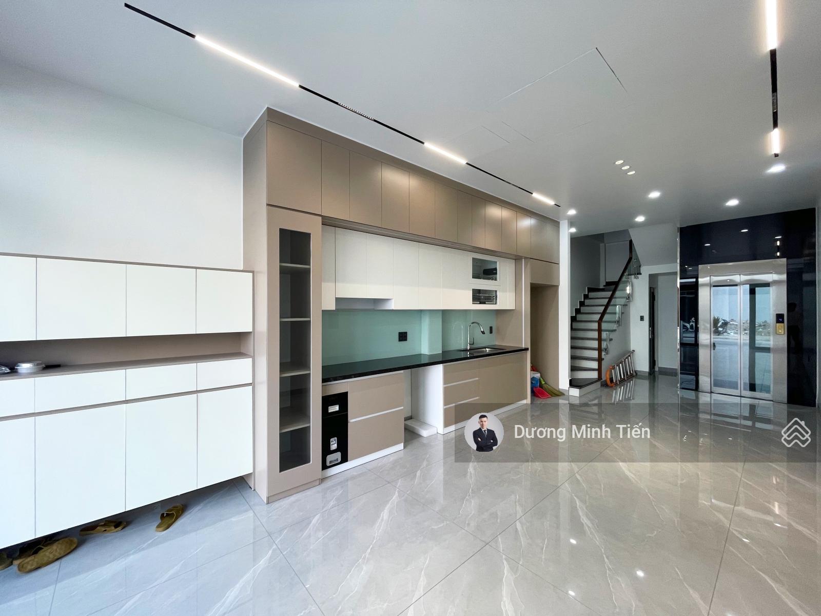 Nhà 6 tầng thang máy TĐC Cây Đa sau toà án - Đường 15m - nội thất cao cấp