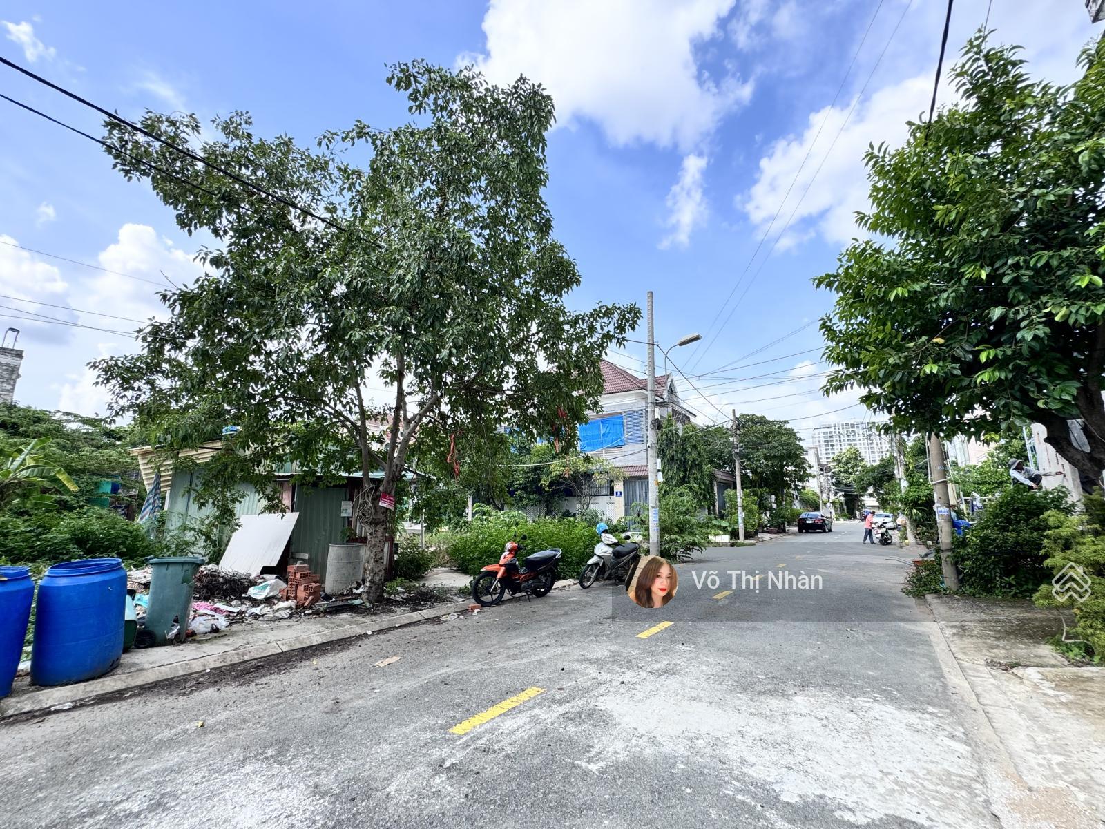 Bán lô đất biệt thự khu bên sông - Ngay Gigamall - Dt 11*18m - giá chỉ 18.5 tỷ Bán lô đất biệt thự khu bên sông - Ngay Gigamall - Dt 11*18m - giá chỉ 18.5 tỷ