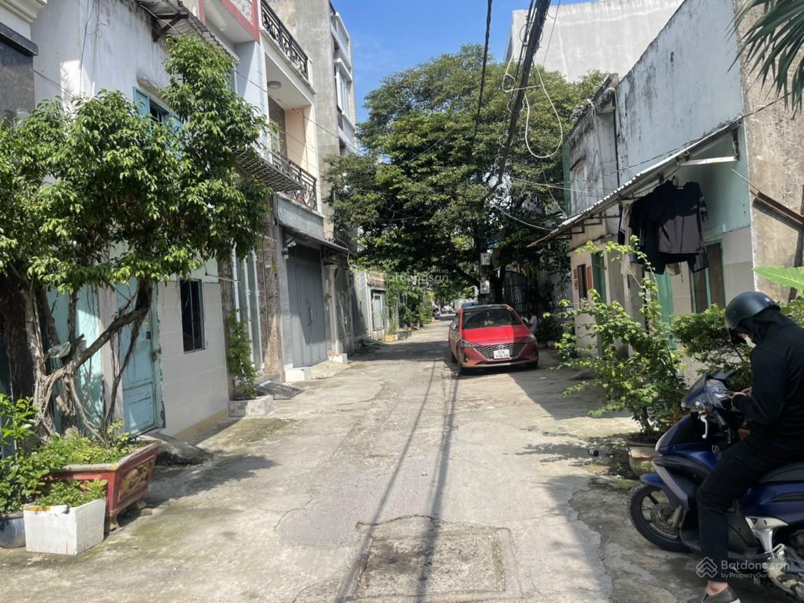 Chủ ngộp bán gấp nhà HXH vào nhà Quang Trung P10 đối diện Vincom-DT 5x16m 1 trệt lửng 2 lầu ST- 9tỷ