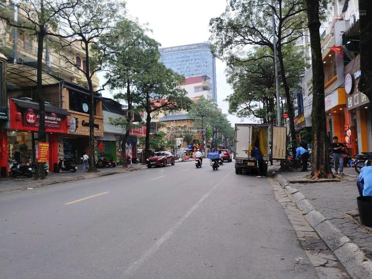 Bán tòa nhà mặt phố khu Huỳnh Thúc Kháng kéo dài. Xây mới 8 tầng, thang máy. KD đỉnh cao Bán tòa nhà mặt phố khu Huỳnh Thúc Kháng kéo dài. Xây mới 8 tầng, thang máy. KD đỉnh cao