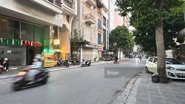 Chính chủ bán toà nhà Tô Ngọc Vân DT 125m2, MT 8m, 8 tầng thang máy, view Hồ Tây
