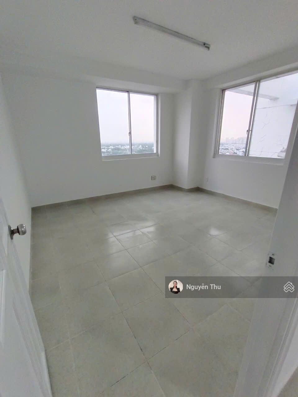 Bán penthouse Phú Mỹ Thuận 187m2 4PN 3WC, view trực diện sông, giá 3.5 tỷ. LH: 0906 600 *** (Thu)