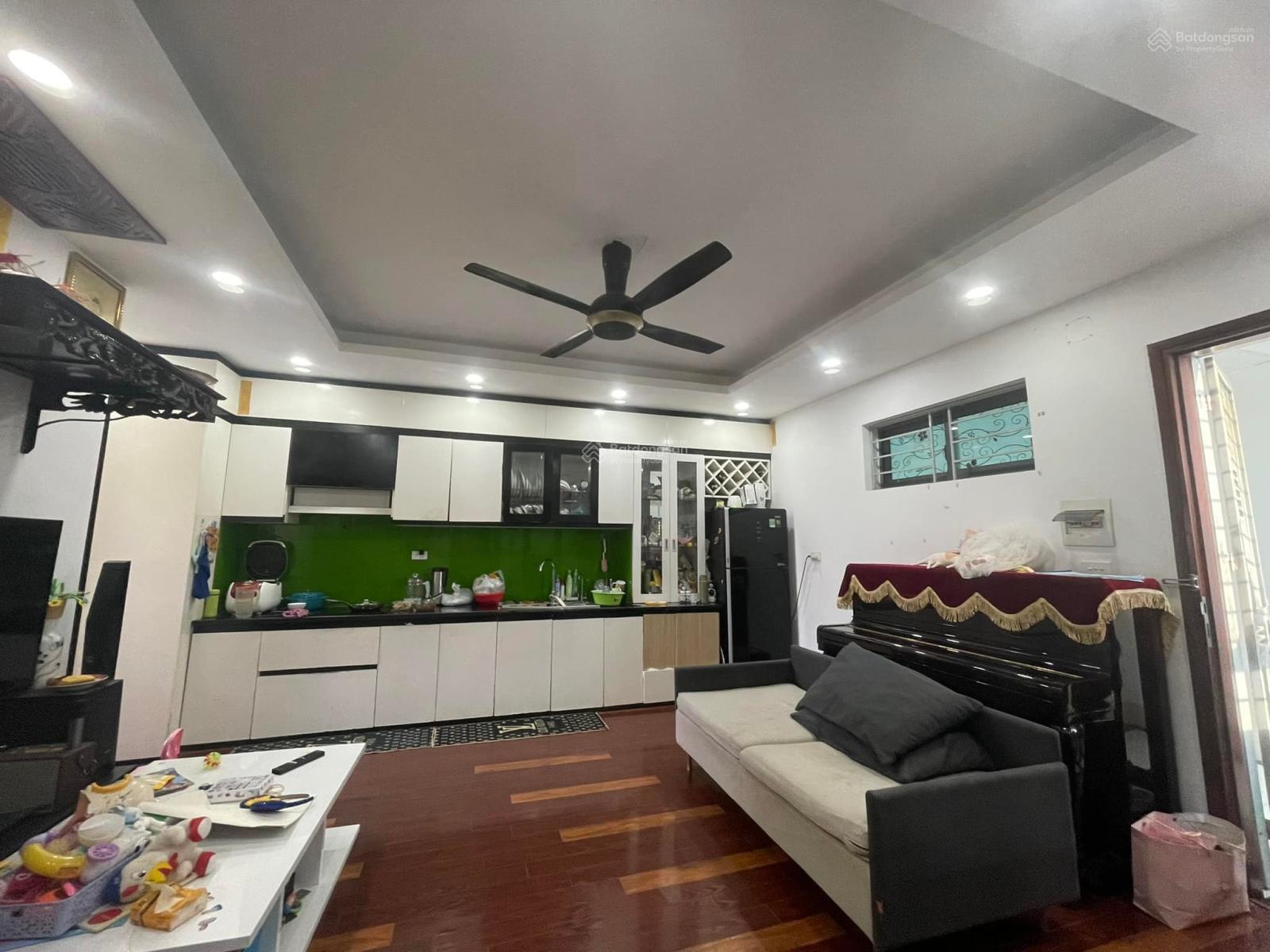 Bán căn hộ VP6 Linh Đàm, 3,09 tỷ, 61,05 m2, 2PN, 2WC, nội thất cơ bản