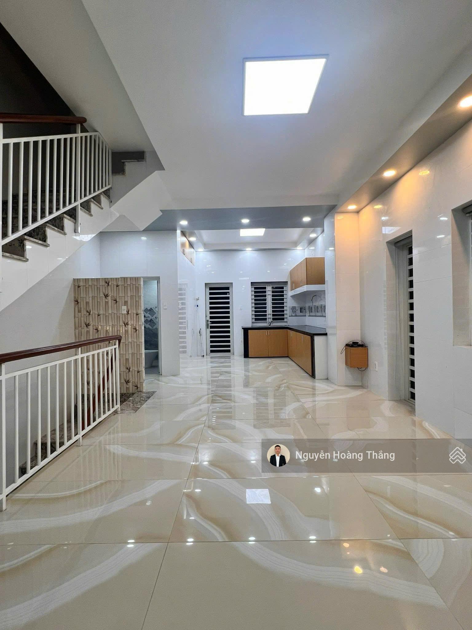 Cho thuê VP đường Lê Hữu Kiều - Bát Nàn, DTSD 390m2 giá 50tr/th khu Thạnh Mỹ Lợi Q2, LH 0936 890 ***