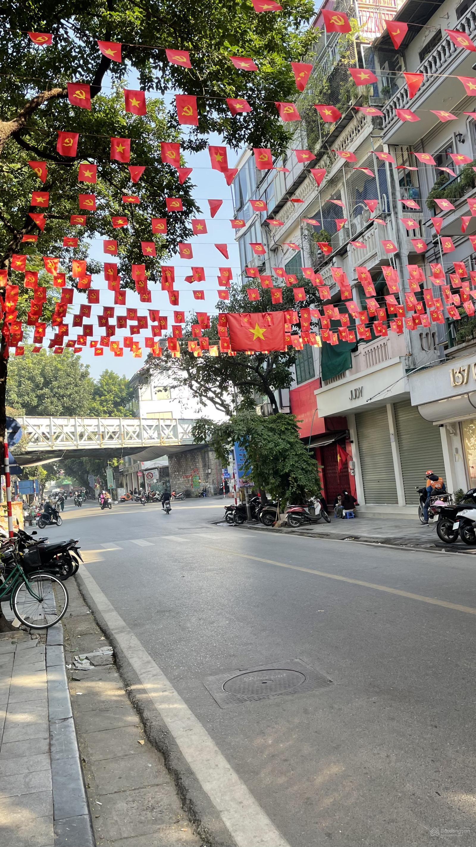 Bán nhà mặt phố Thái Hà, Giá rẻ cho các nhà đầu tư ,không quy hoạch(135m 6 tầng giá chào 71tỷ)