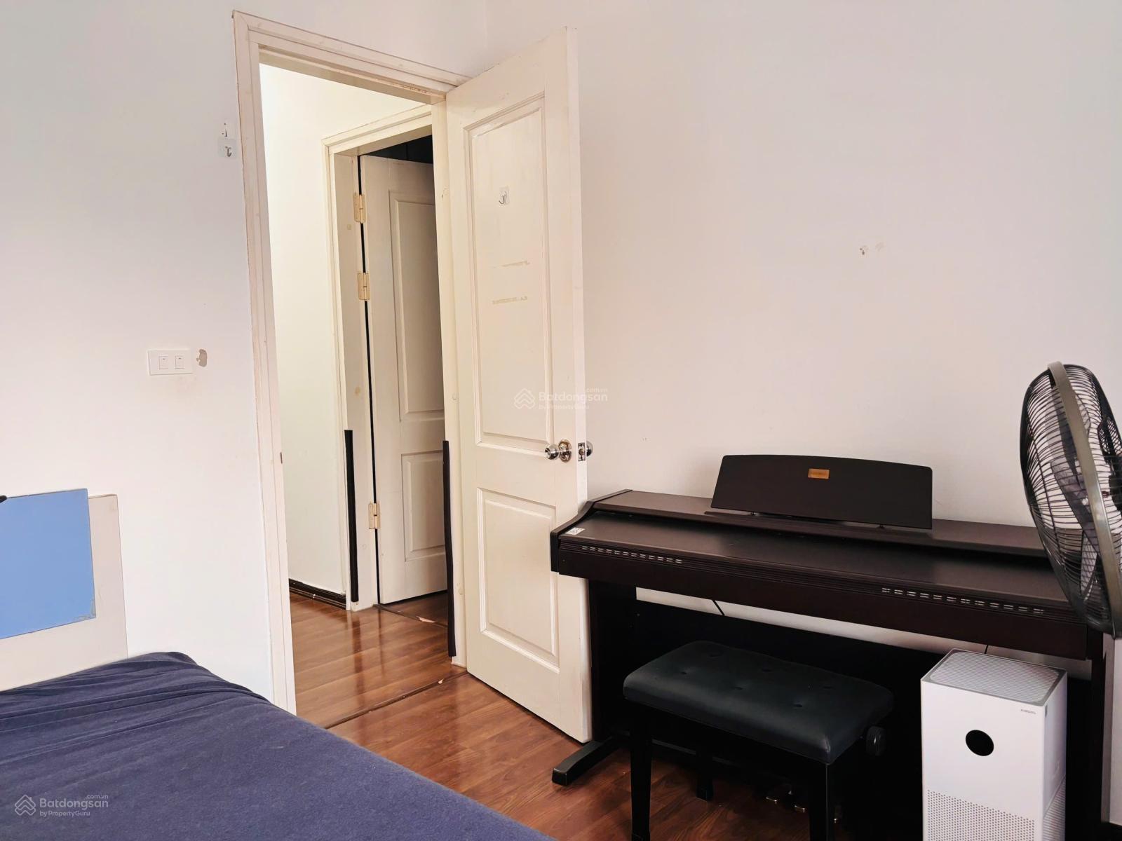 Chính chủ cho thuê căn hộ toà 15B phố Đông Quan, Quan Hoa, Cầu Giấy, 17 triệu/tháng