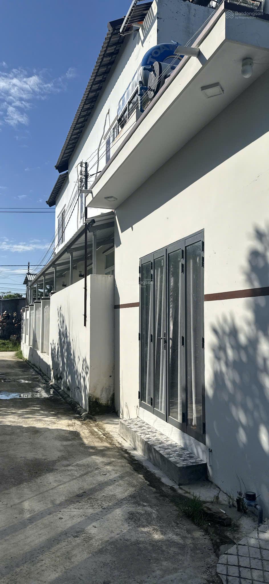 Bán dãy trọ 8 phòng vị trí đắc địa nhất trung tâm Ninh Hoà, có sẵn dòng tiền 10tr/th