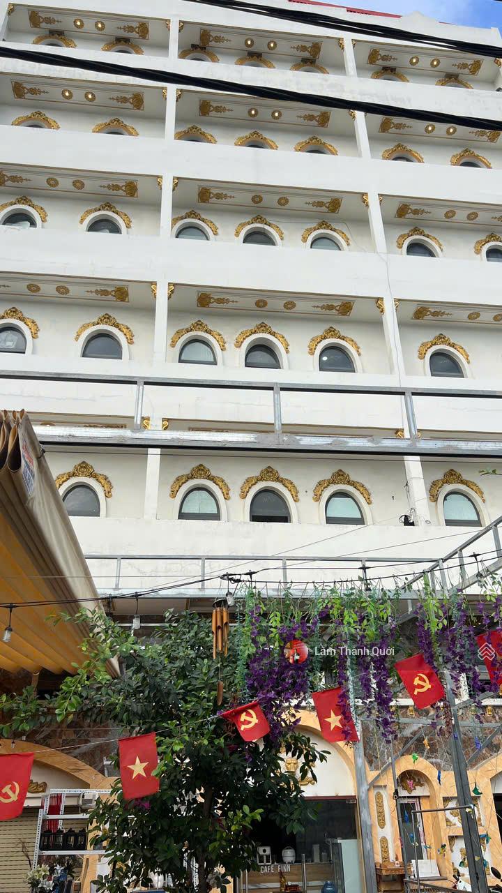 Bán nhà MT Bưng Ông Thoàn, 14.5x68, 991m2, 1 hầm, 7 tầng, 70p, 300tr/t, 68 tỷ