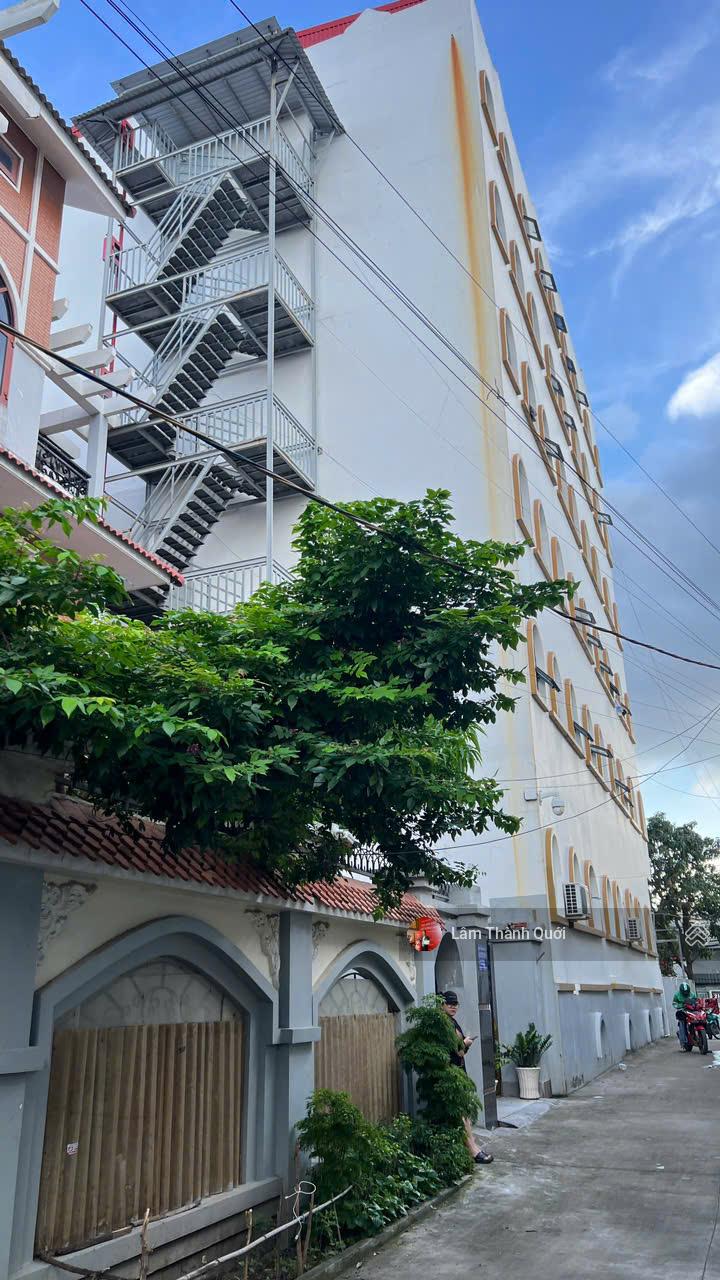 Bán nhà MT Bưng Ông Thoàn, 14.5x68, 991m2, 1 hầm, 7 tầng, 70p, 300tr/t, 68 tỷ