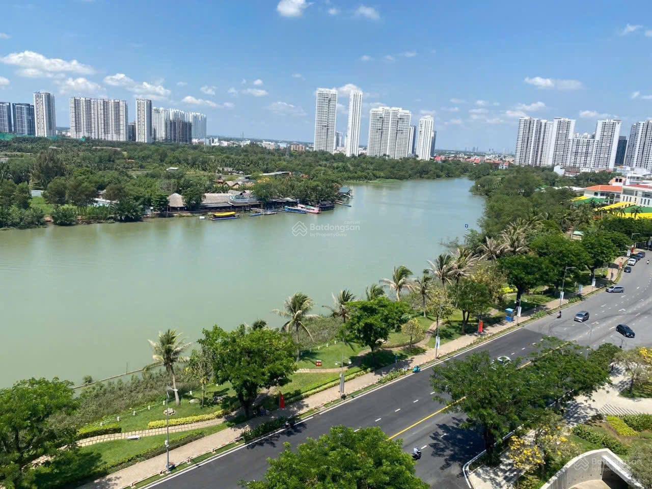 Cần bán Căn Hộ Grandview A view sông đối diện trường Đinh Thiện Lý. LH 0919 331 *** Ms Anh