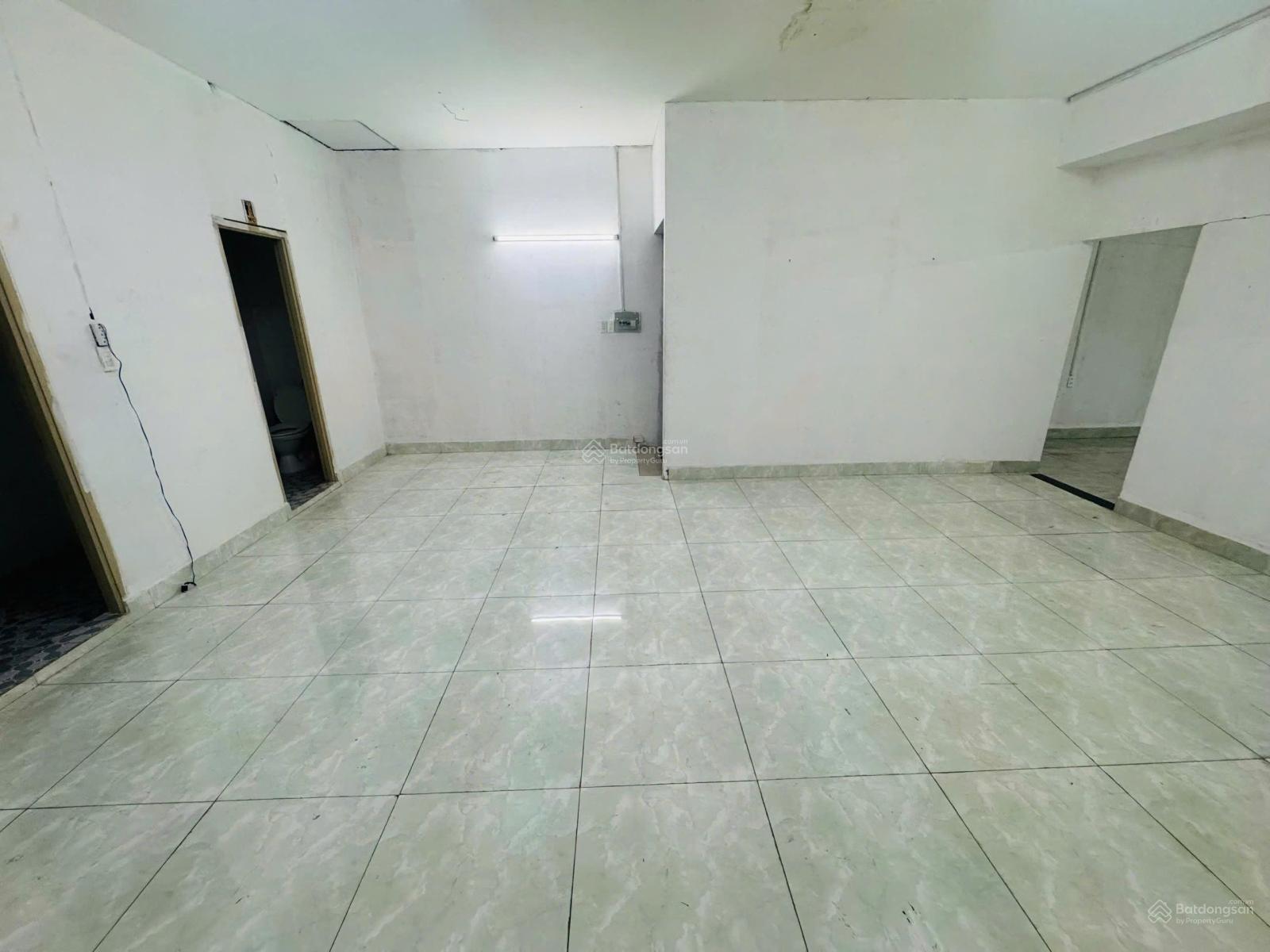 Cho thuê nhà mặt bằng KD Trung Sơn kết nối Him Lam Dương Bá Trạc. Trệt, lửng, 6x20m. 28tr/tháng