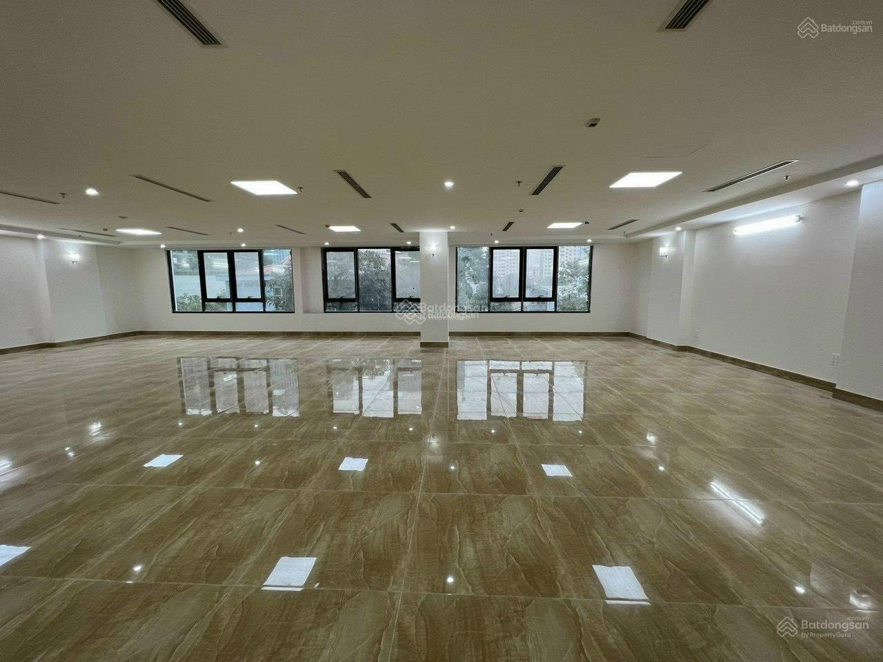 Tòa nhà vừa hoàn thiện mặt phố Trường Chinh - 100m2 - 8 tầng - pccc chuẩn - 75tr/th