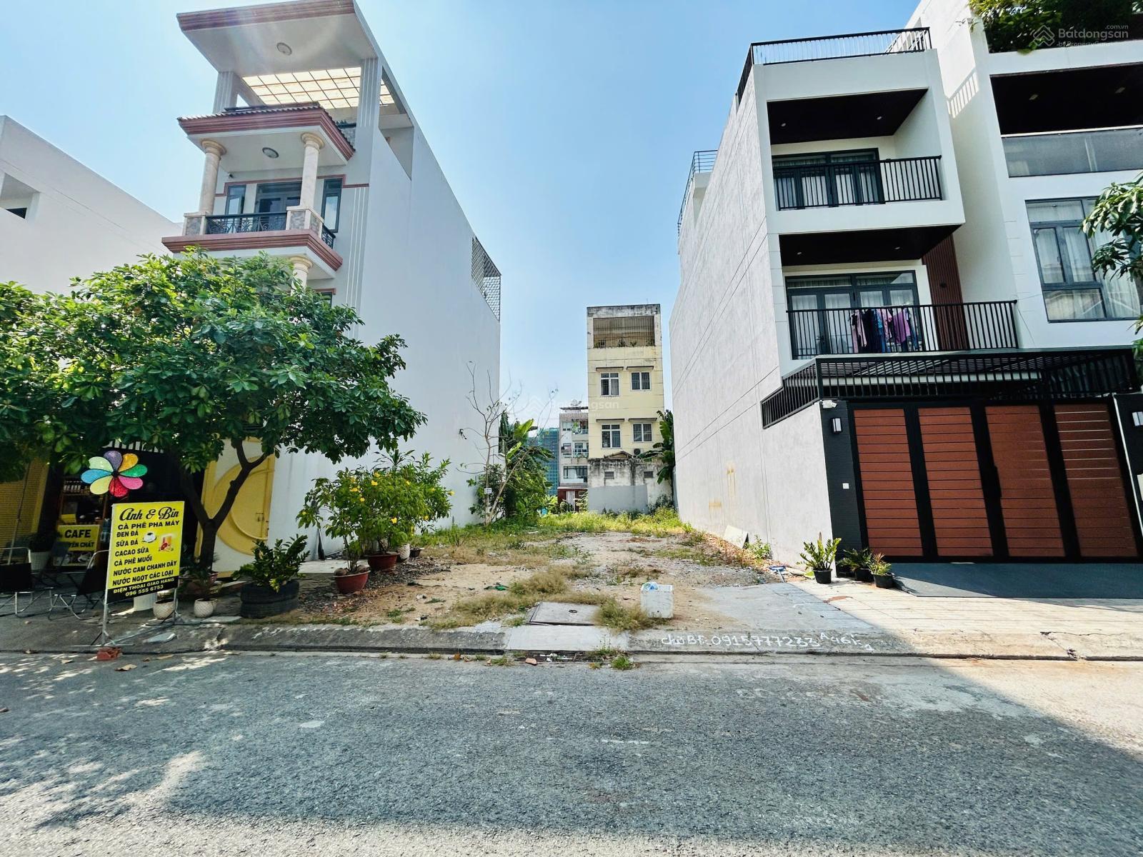 Cần bán nền nhà phố dãy A, mặt tiền đường 97 Khu 1, gần trục Trương Văn Bang. Giá chỉ ~121tr/m2 Cần bán nền nhà phố dãy A, mặt tiền đường 97 Khu 1, gần trục Trương Văn Bang. Giá chỉ ~121tr/m2