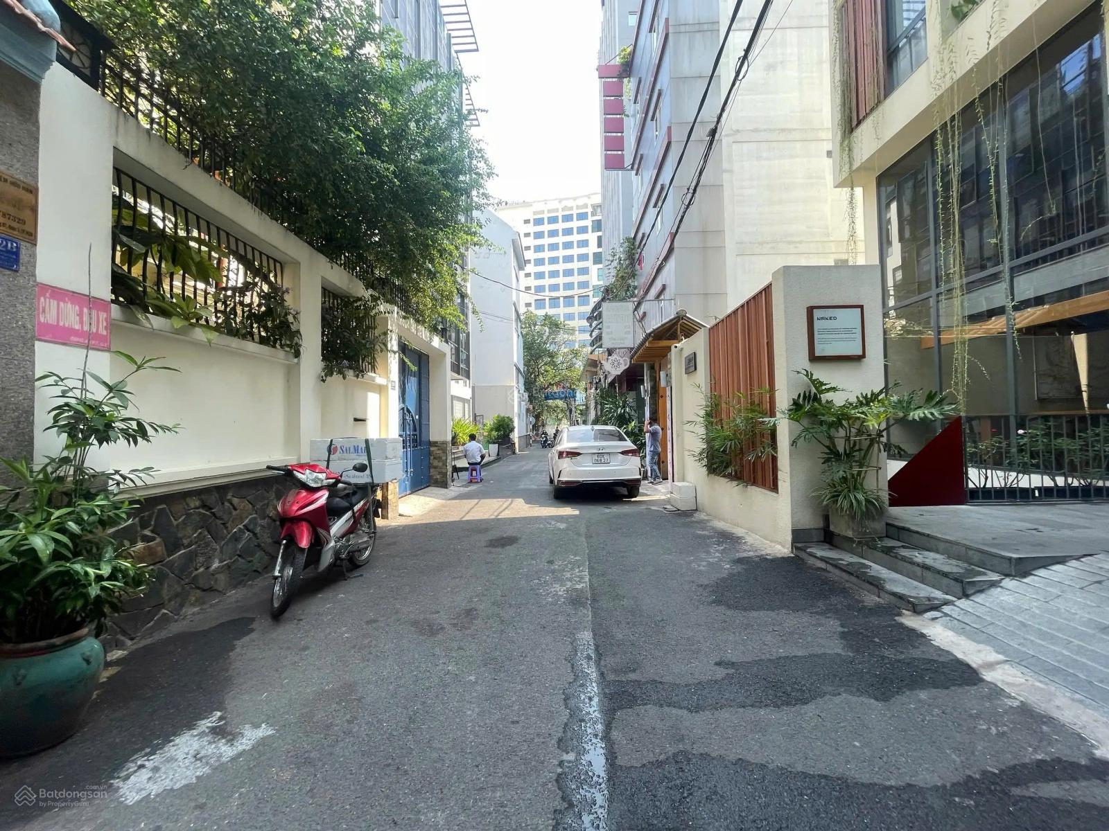 Vị trí tuyệt đỉnh! Xe hơi tận nhà Nam Kỳ Khởi Nghĩa, Q3 - (4 x 16m). 4 tầng sân thượng. Chỉ 18,4 tỷ Vị trí tuyệt đỉnh! Xe hơi tận nhà Nam Kỳ Khởi Nghĩa, Q3 - (4 x 16m). 4 tầng sân thượng. Chỉ 18,4 tỷ