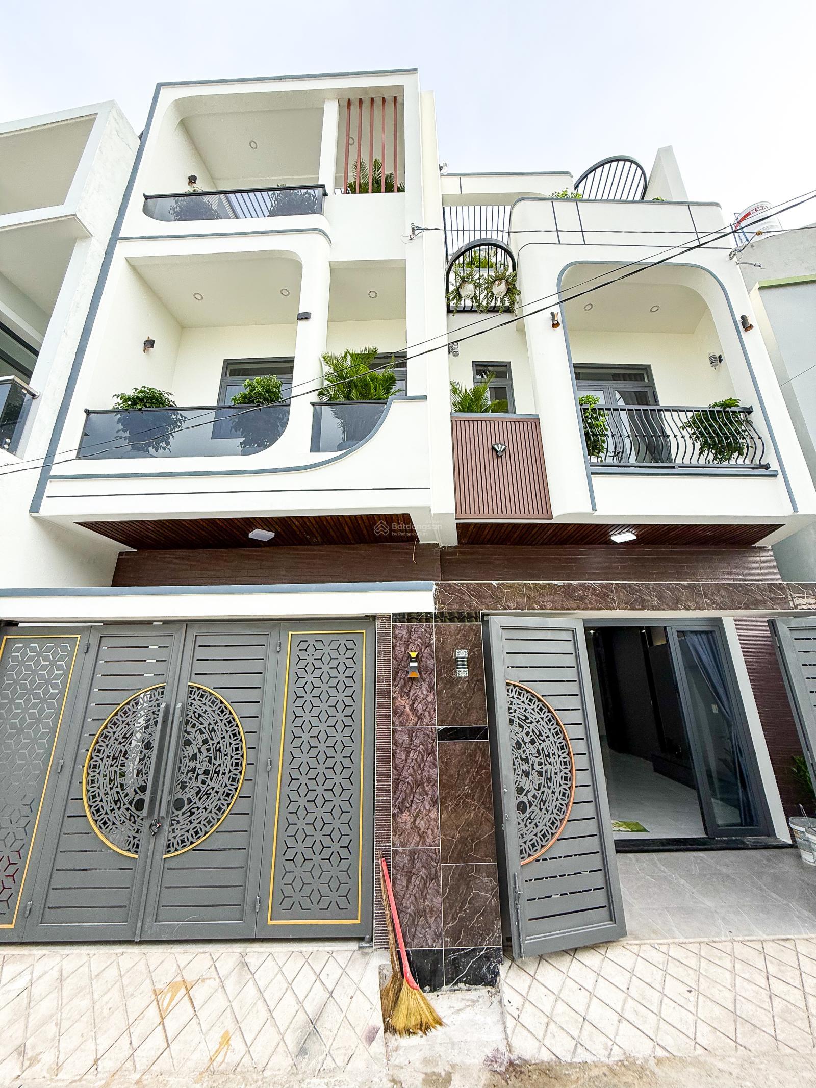 Chủ gởi bán nhà 1 trệt 2 lầu (hoàn công) vị trí ngay Văn Hoa Vila P. Thống Nhất. Giá chỉ 4,9 tỷ