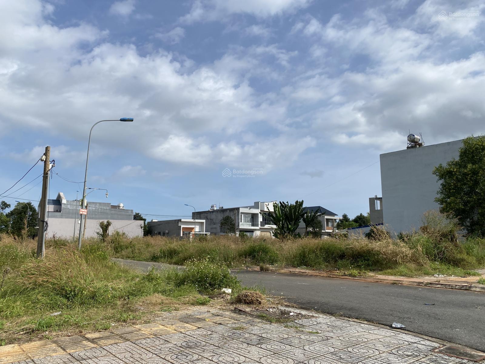 Chính chủ cần bán lô góc 2 mặt tiền đường Phường Phước Hưng TT Tp Bà Rịa, gần ngay đường 3/2