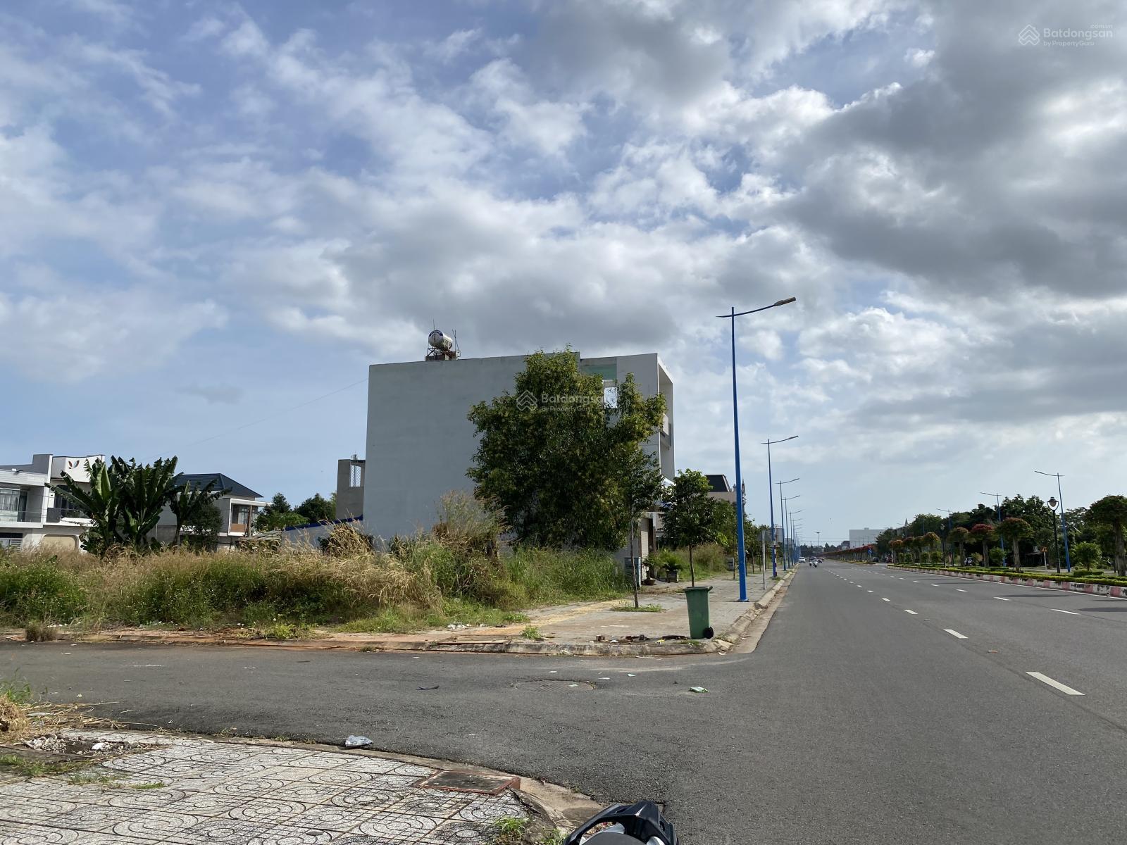 Chính chủ cần bán lô góc 2 mặt tiền đường Phường Phước Hưng TT Tp Bà Rịa, gần ngay đường 3/2