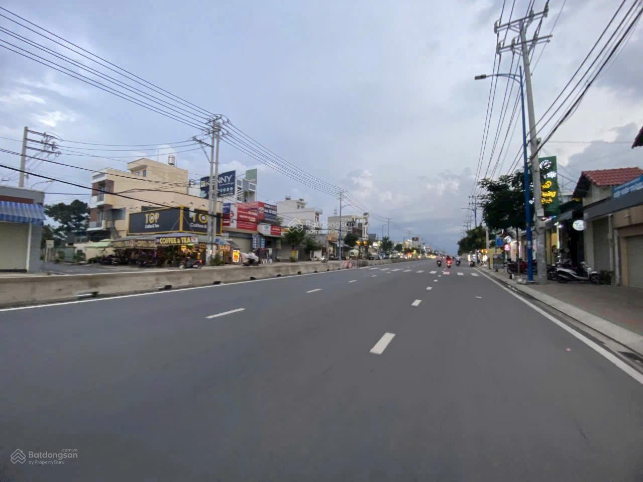 Xưởng SKC hiếm Quận 12; DT 1.527m² SKC, giá 45 tỷ; Xe công quay đầu; Đang cho thuê 100tr/tháng
