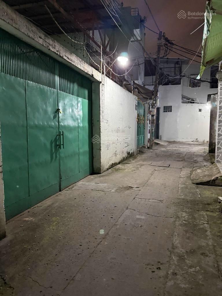 Bán đất tặng nhà hẻm xe hơi thông ngay Đầm Sen, 53m2, hơn 4 tỷ