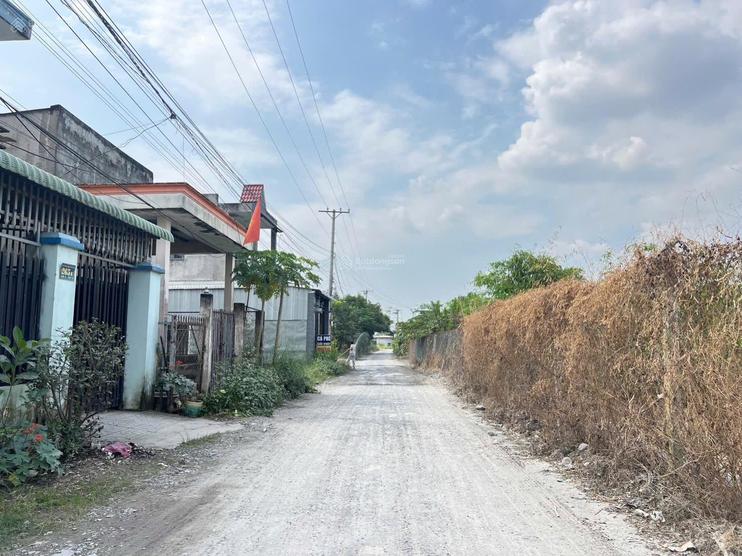 Đất Đức Hoà Đông 5x30m giá 1ty1 đường ô tô