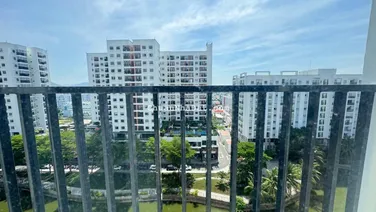 Hiếm, căn 73 m2, 2 PN, 2 WC, view hồ, nội thất cao cấp giá chỉ 4,55 tỷ, LH 0906 549 *** Sơn