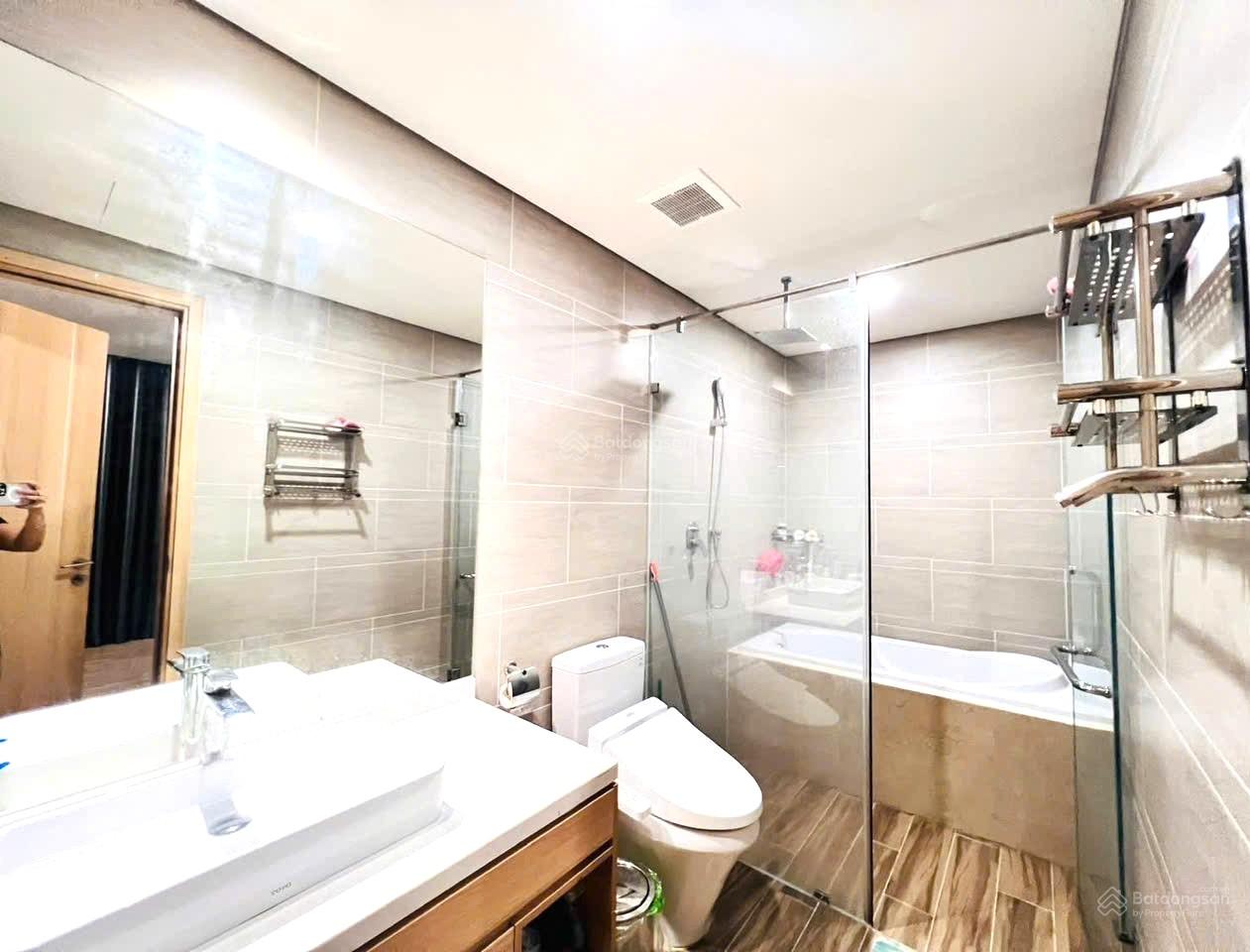 BÁN CHUNG CƯ CAO CẤP AZ LÂM VIÊN COMPLEX, 107 NGUYỄN PHONG SẮC, CẦU GIẤY 94 M2, 2 PN, 2 VS