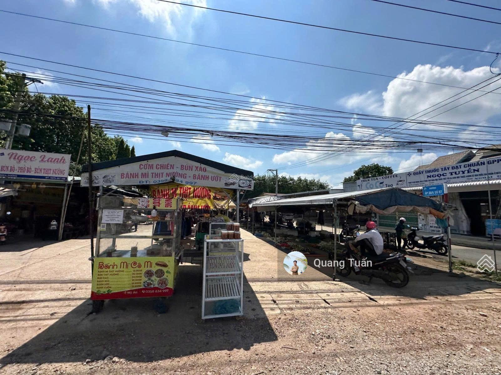 Cần bán lô đất 345,4m2 gần chợ An Linh, dân cư đông, giá 450 triệu còn thương lượng, sổ hồng riêng