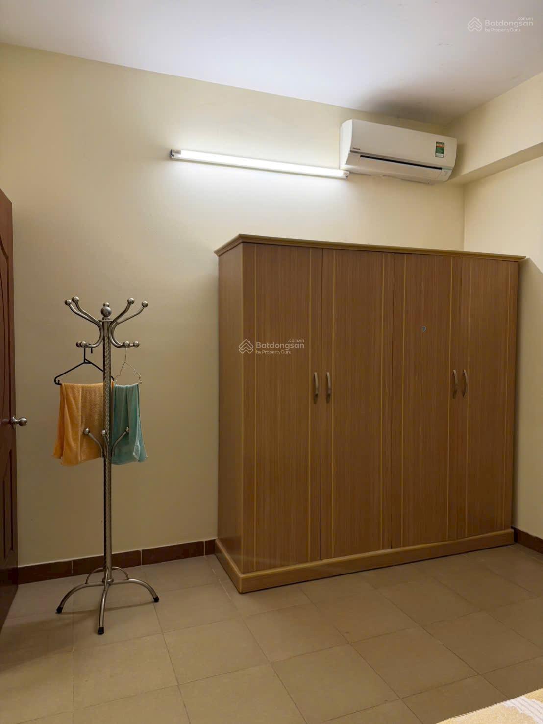 Cần bán căn 107m2 CT7 Dương Nội, thiết kế 3PN, 2 WC full do giá 6.200tr có thlg. LH: 0988 187 ***