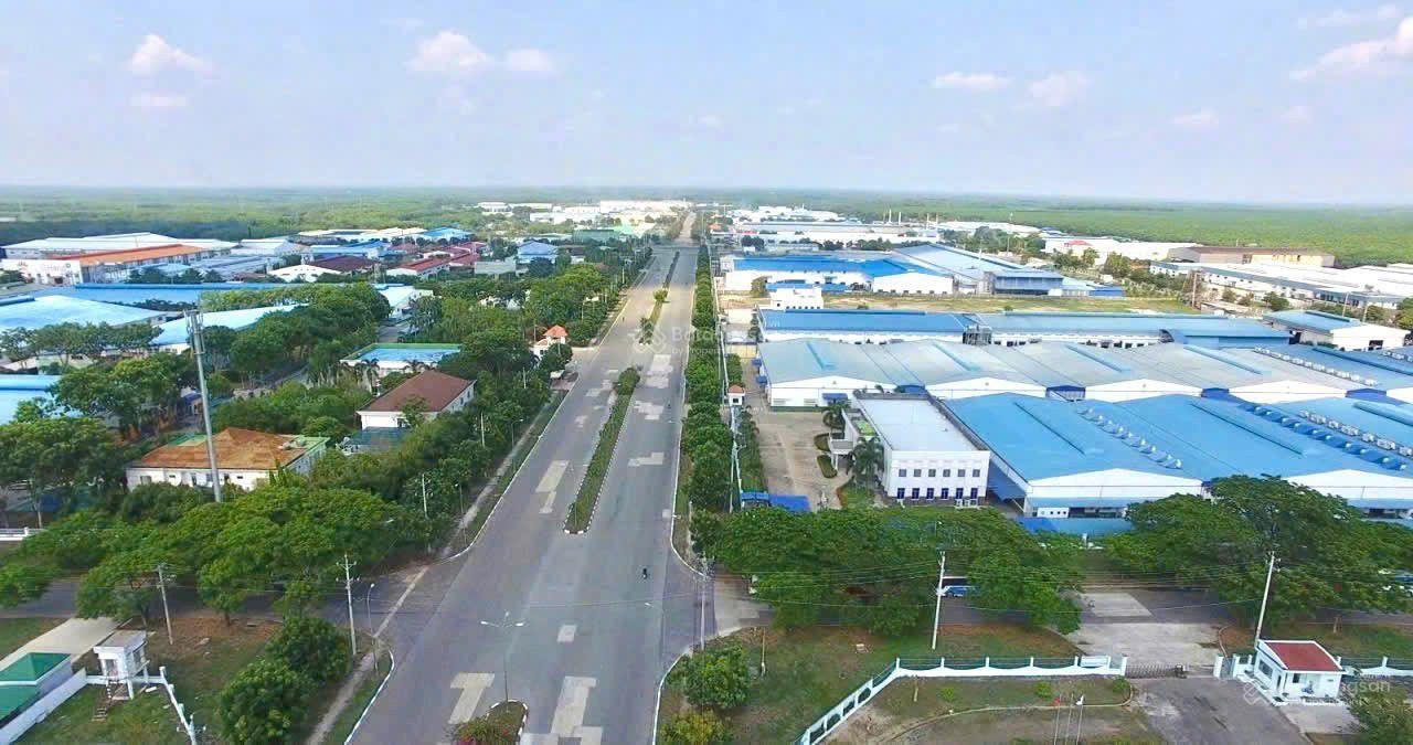 Bán đất 215m2 tại đường 8, Minh Hưng, Chơn Thành, Bình Phước, giá siêu hời 575 triệu