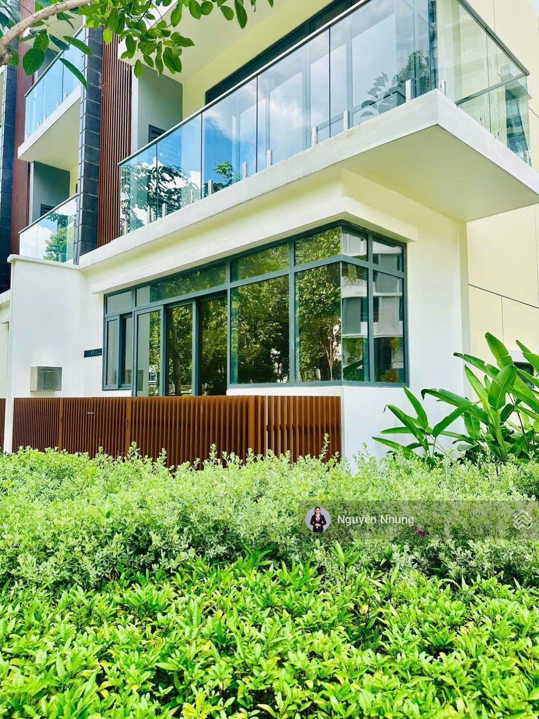 Bán gấp CC 343m2 tại The Glen - Celadon City, 67 triệu / m2, 5PN, 7WC, Q.Tân Phú, HCM