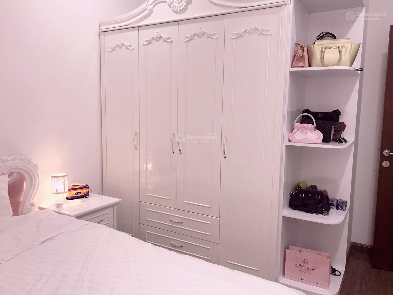 Bán căn Eco Lake View 2PN full nội thất giá 5,9 tỷ. LH: 0961 995 ***