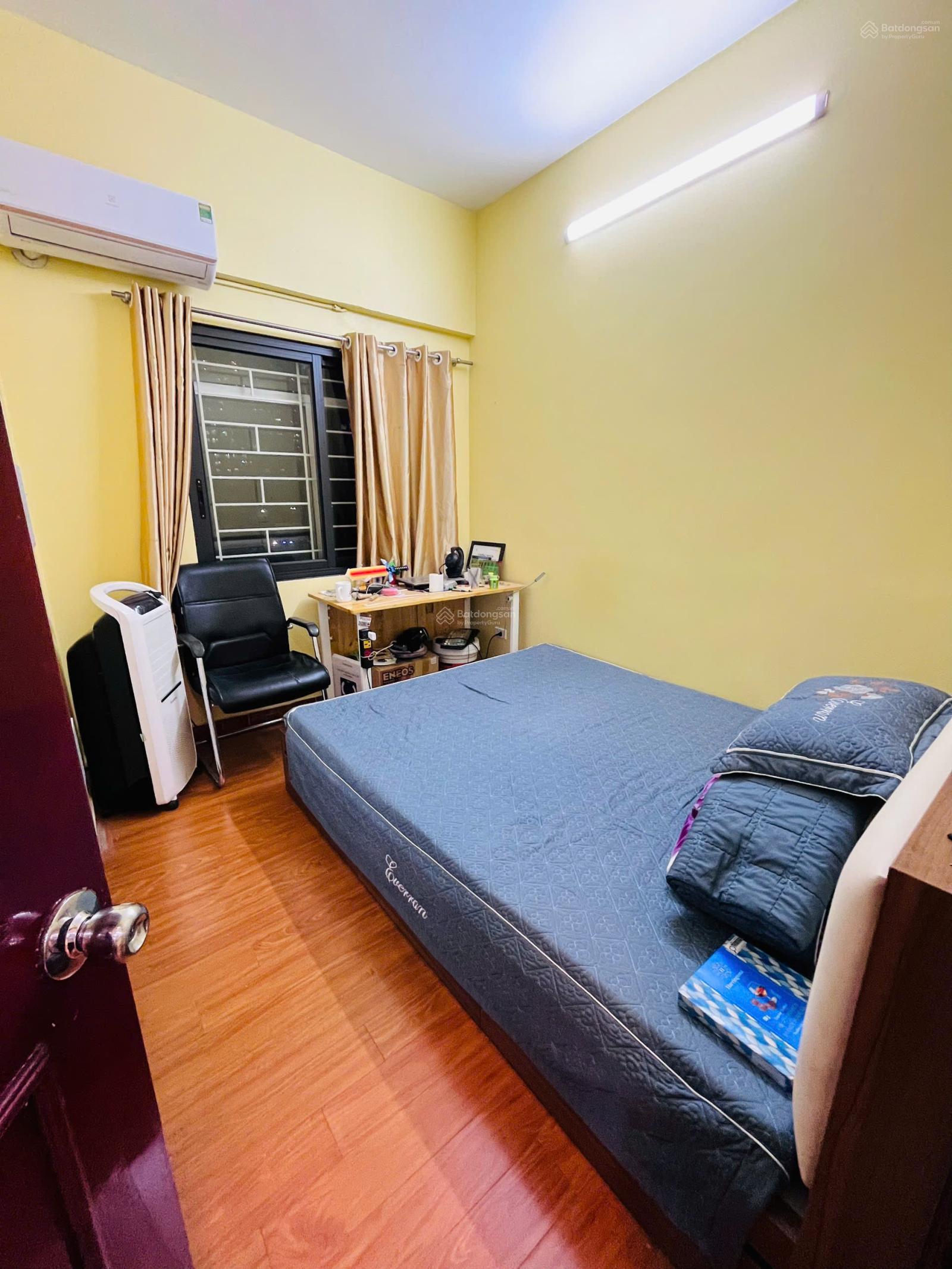 Bán căn hộ 3 phòng ngủ, 2wc ở tòa chung cư OCT, KĐT Bắc Linh Đàm, cạnh trường Bill Gates