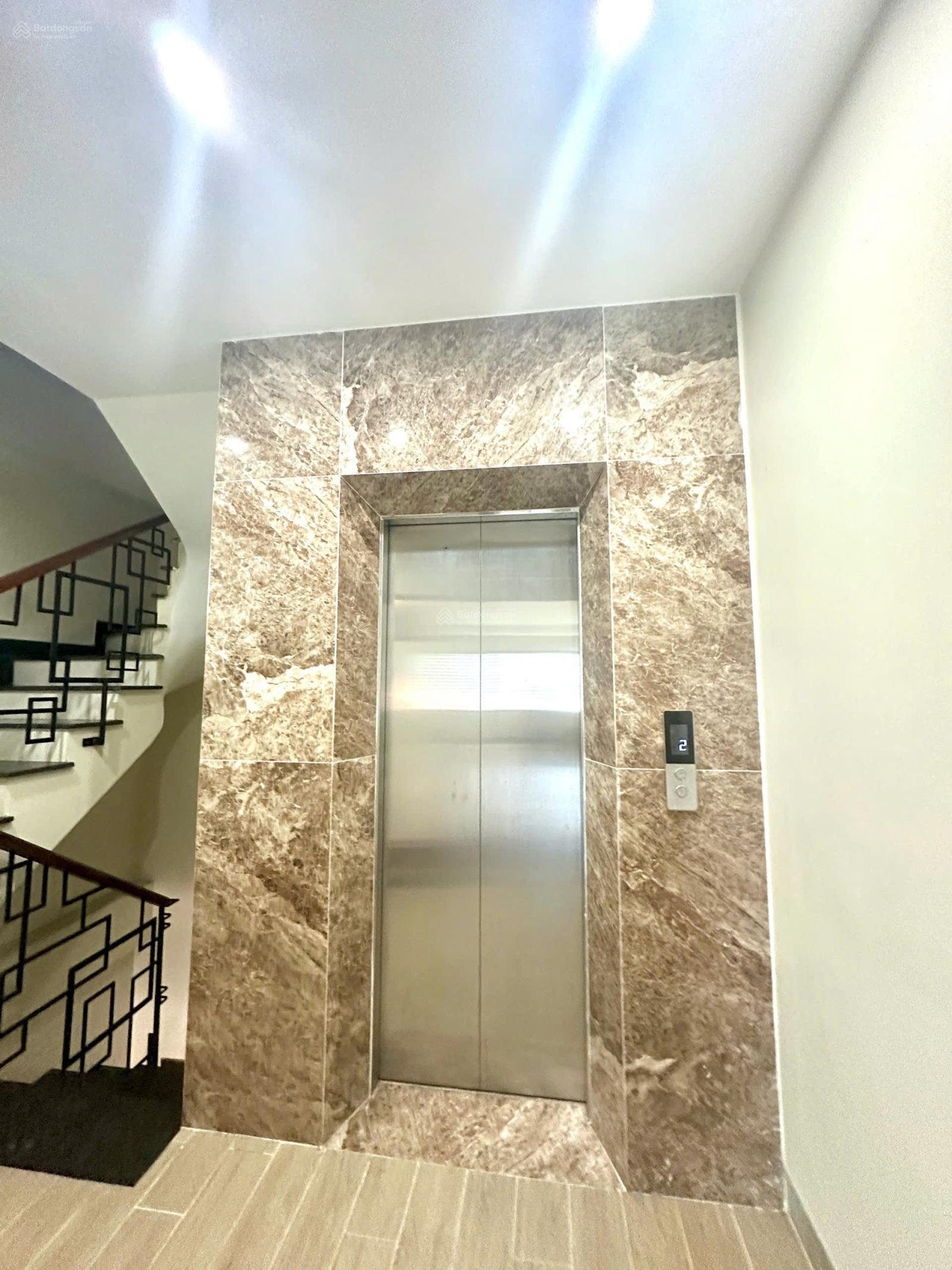 Cho thuê nhà liền kề Vạn Phúc Hà Đông, DT 70m x 6 tầng, thang máy đh, nhà mới đẹp ô tô đỗ cửa