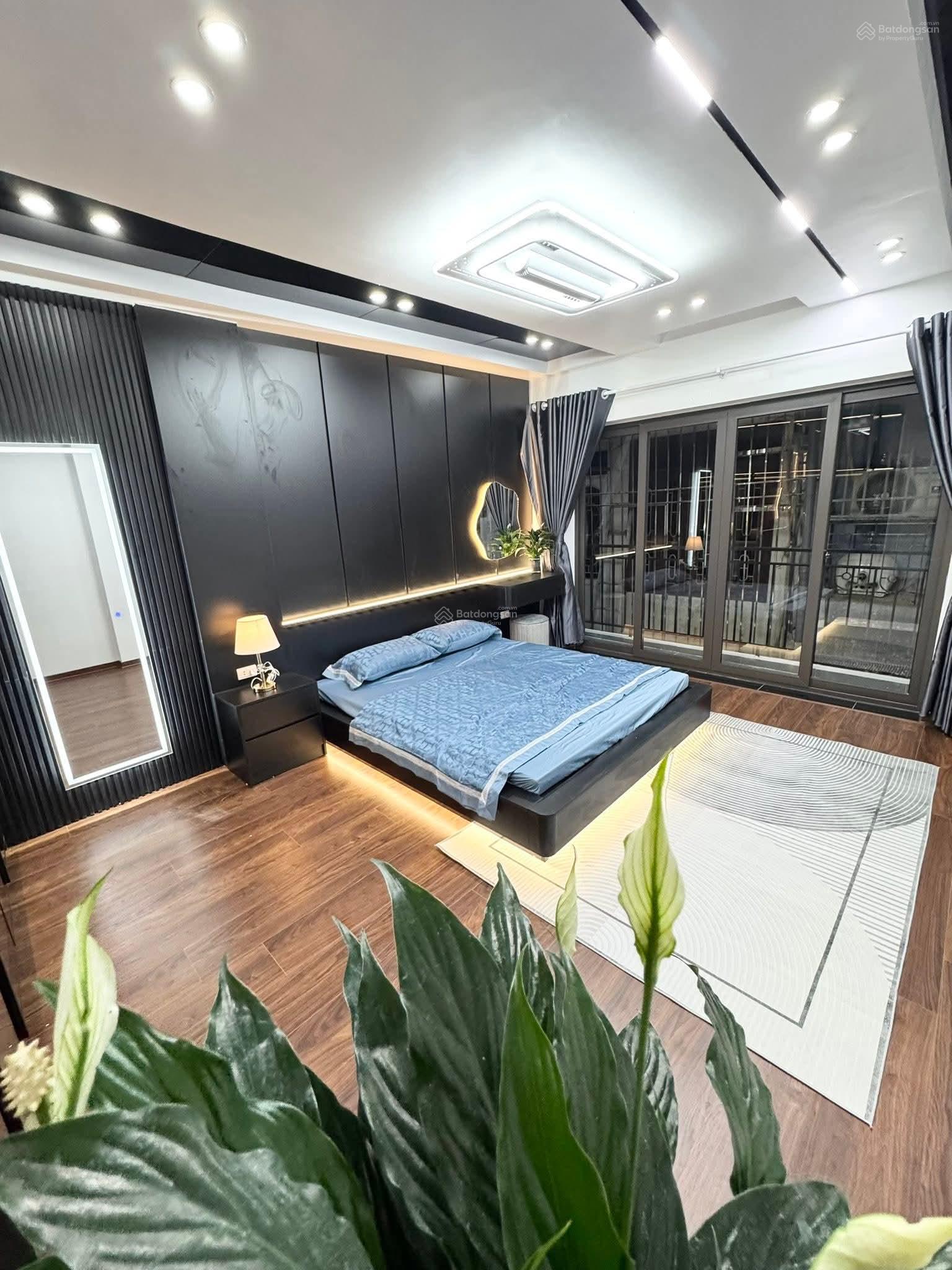 Chỉ hơn 4 tỷ! Bán gấp nhà đường Song Phương. Ba bước ra đường ô tô. 50m2*4t. Mt 6m. Ở, KD online