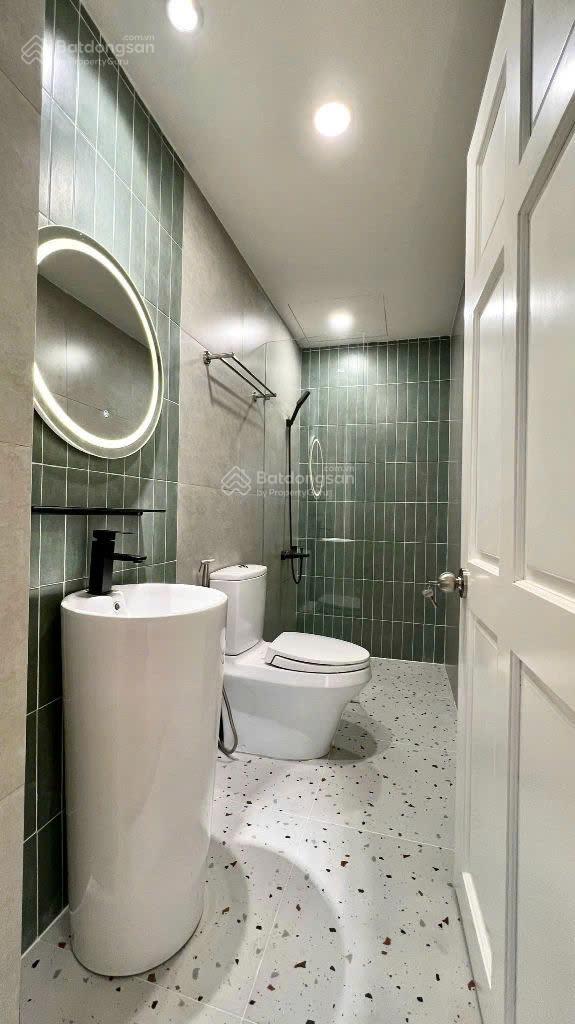 Bán căn góc, 71m2, chung cư Sky Garden 3, 03pn, giá 5.850 tỷ, nhà đang có hợp đồng thuê 19tr/tháng.