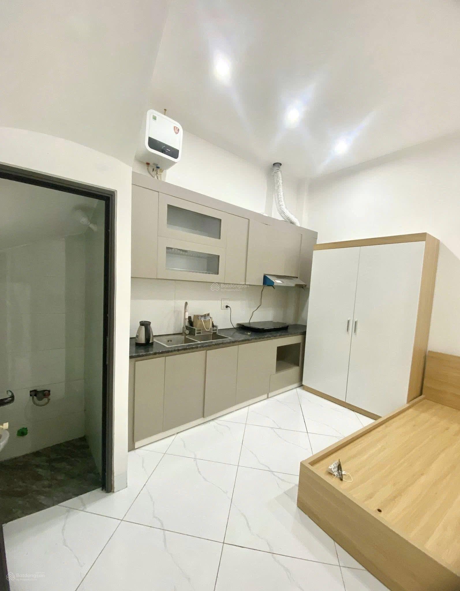 Chỉ từ 5 tỷ có ngay CCMN Cầu Diễn 35m2 5 tầng - 8 PN - doanh thu 330tr/năm