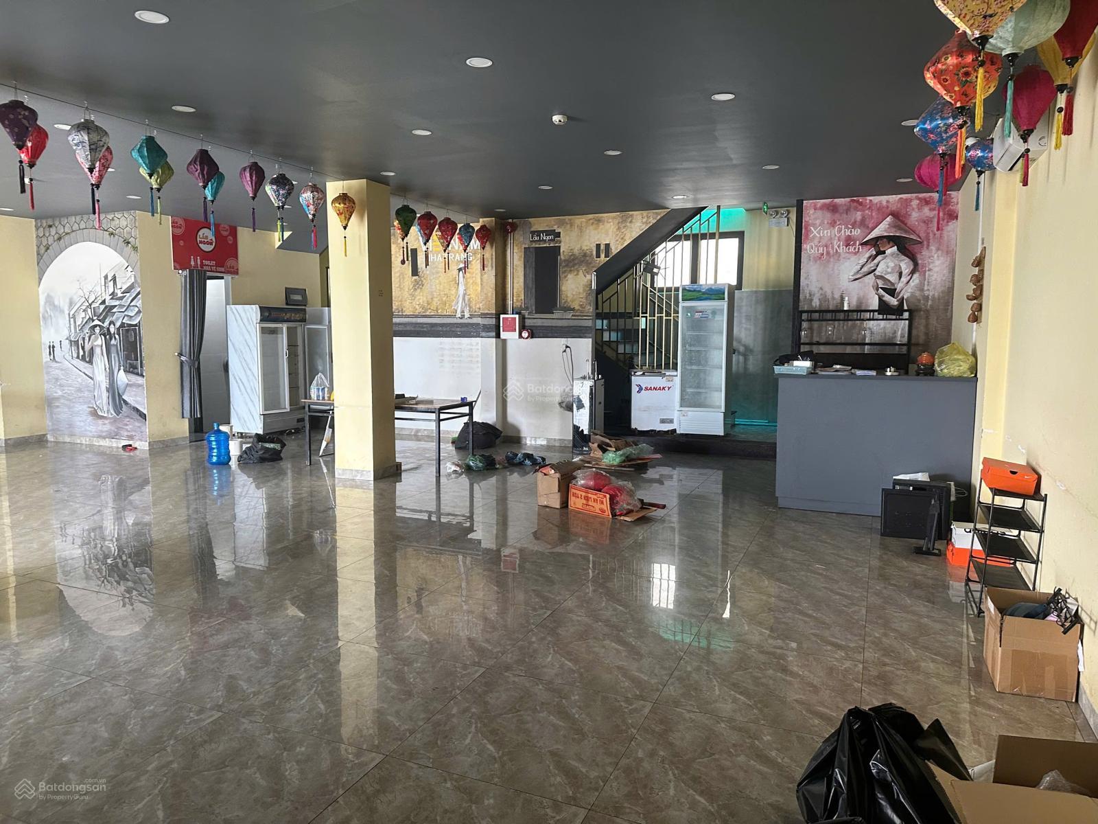 Cho thuê nhà 4 tầng Vành Đai 2 Phước Long ngang 12m view Sun Group