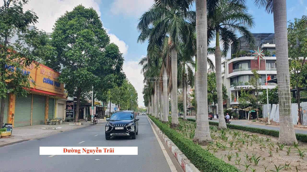 Bán nhà Mặt Tiền Hoàn Công 1 trệt 3 lầu - 51,2m2(5.5x9.3) gần ga METRO 2 LOTTE MART - giá 3.7 TỶ